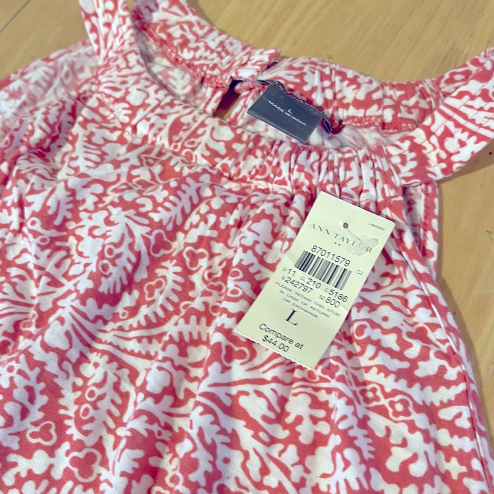 Ann Taylor tank - halter style